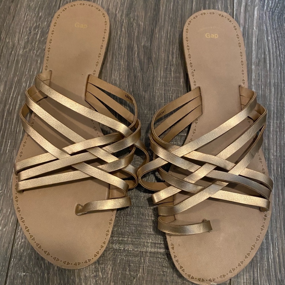 Gap slide sandals size 9